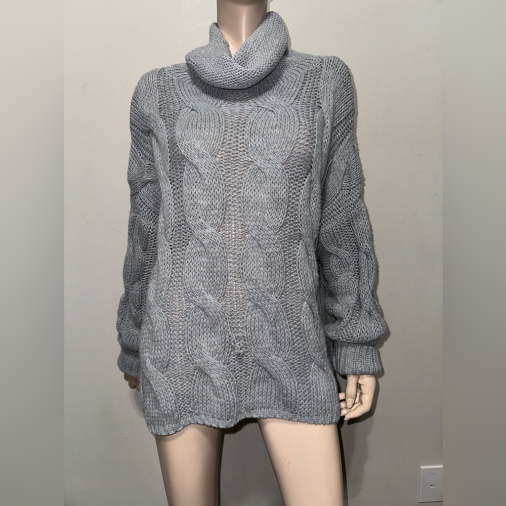 Fobya Oversized Turtleneck Sweater